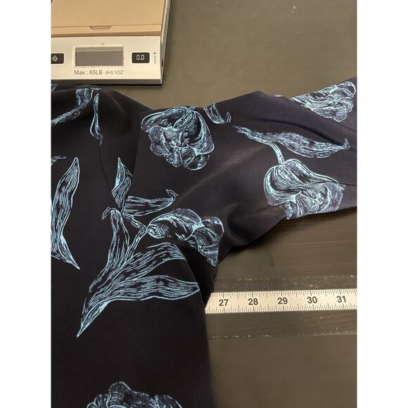 Susan Graver Womens Top Size 22W Blue Floral Button Up 3/4 Sleeve Romantic Fairy - Picture 5 of 7